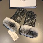 Chanel Gloves In Black