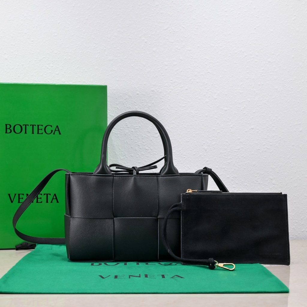 Bottega Veneta Mini Arco Tote Bag Black, For Women, Women’s Bags 9.8in/25cm 709337VCP118425