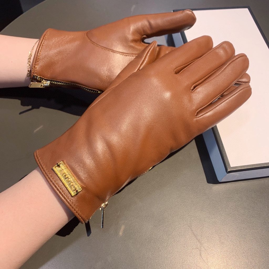 Chanel Gloves In Brown