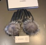 Chanel Gloves In Black