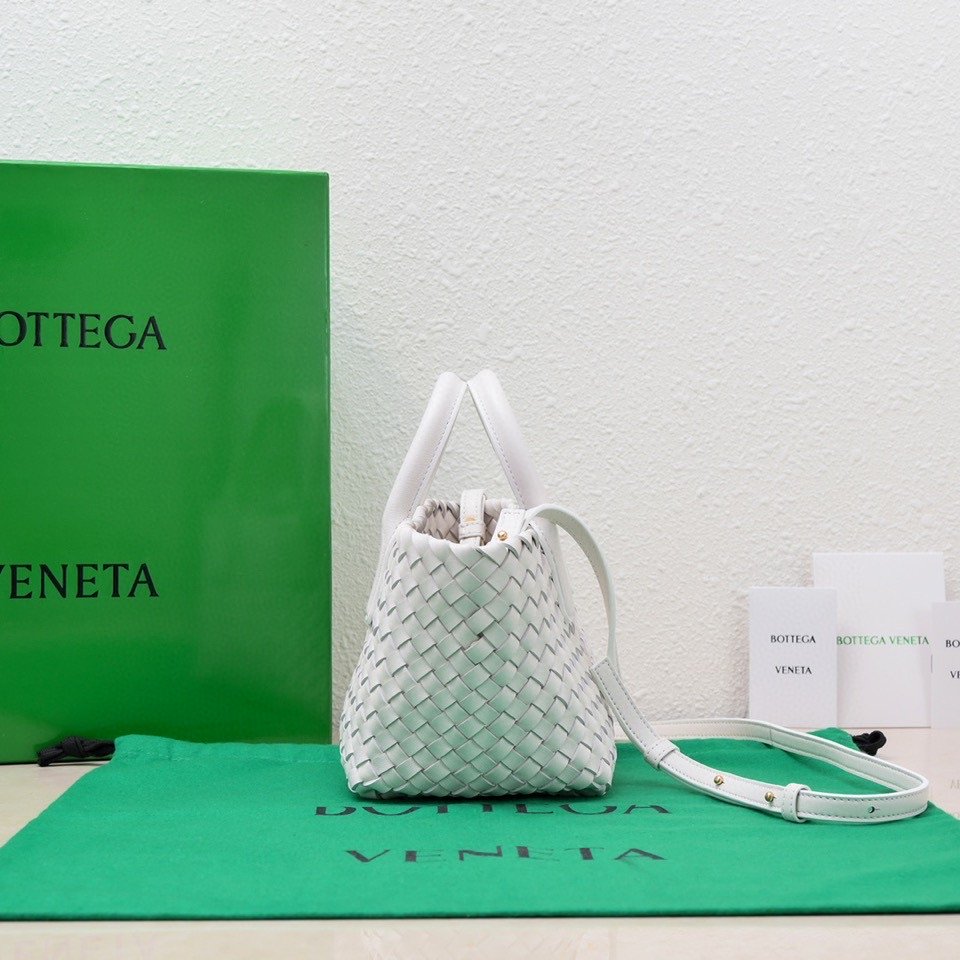 Bottega Veneta Mini Cabat White, For Women, Women’s Bags 7.9in/20cm 709464V1OW19009