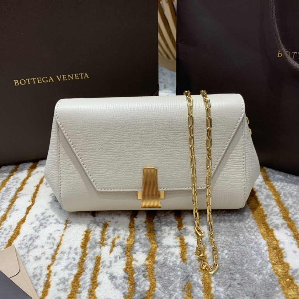 Bottega Veneta Mini Angle Palmellato Bag White, For Women, Women’s Bags 7.5in/19cm