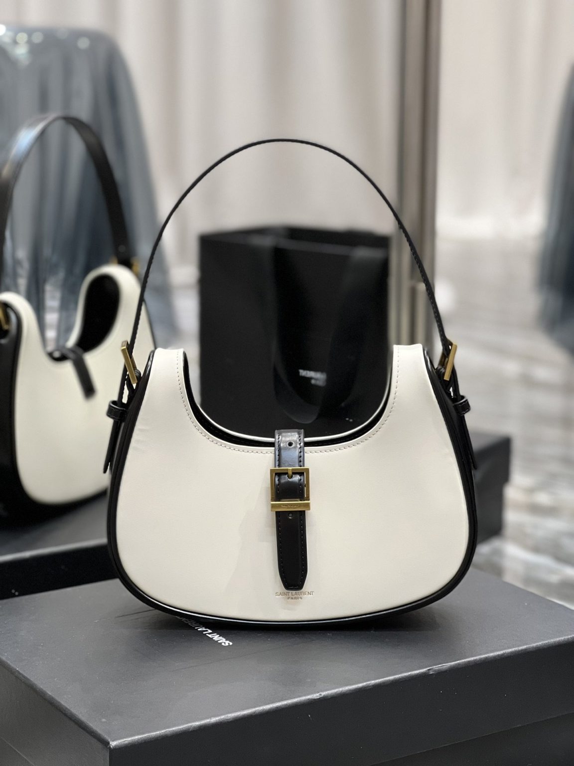 Saint Laurent Le Fermoir Hobo Bag White With Gold Hardware For Women 9.4in/24cm YSL