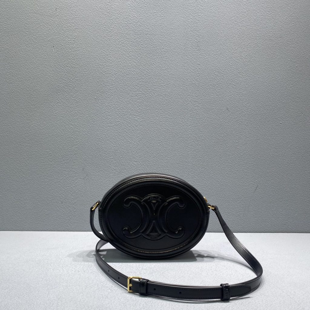 Celine Oval Bag Cuir Triomphe Black For Women 8in/20cm 198603DXC.38NO