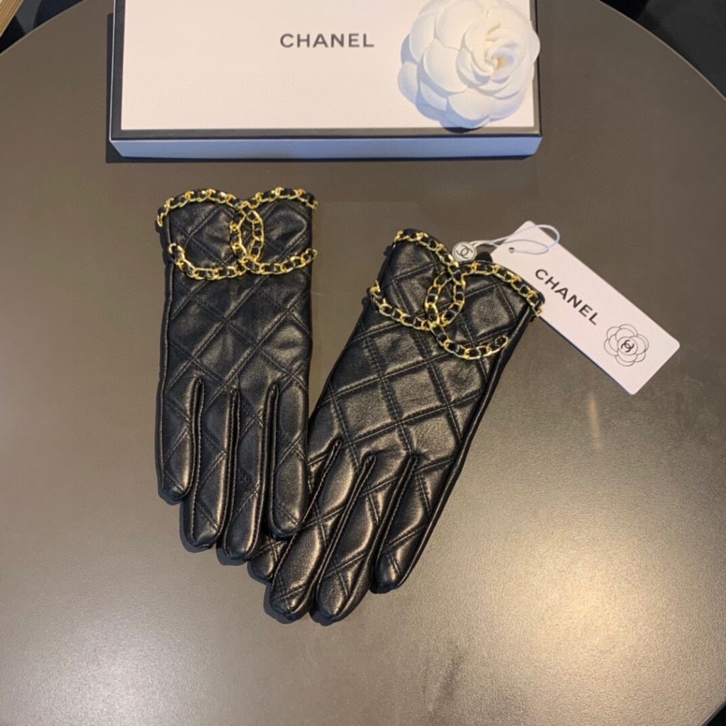 Chanel Gloves In Black