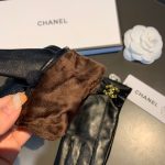 Chanel Gloves In Black