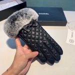 Chanel Gloves In Black