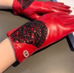 Dior Gloves In Red