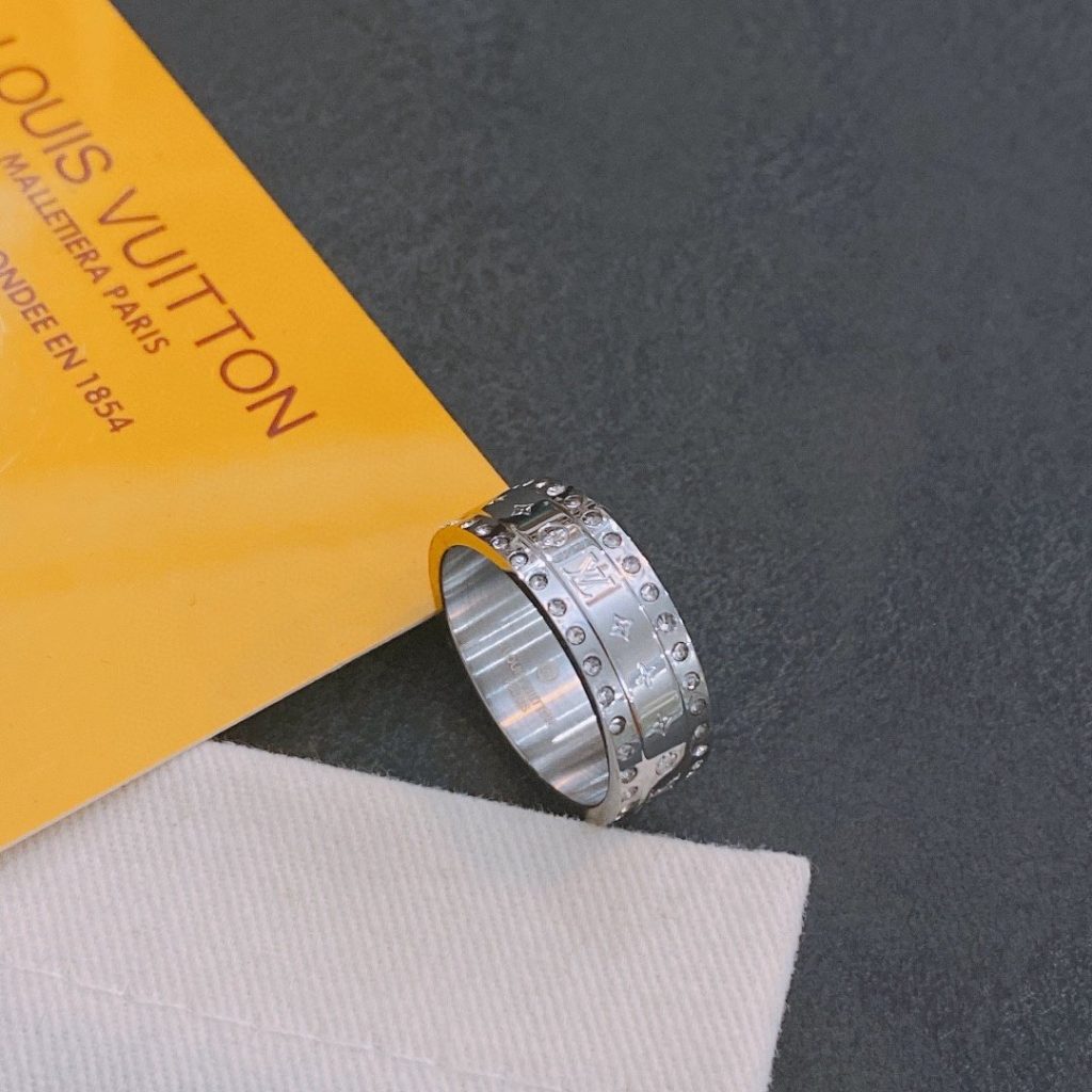 Louis Vuitton Ring