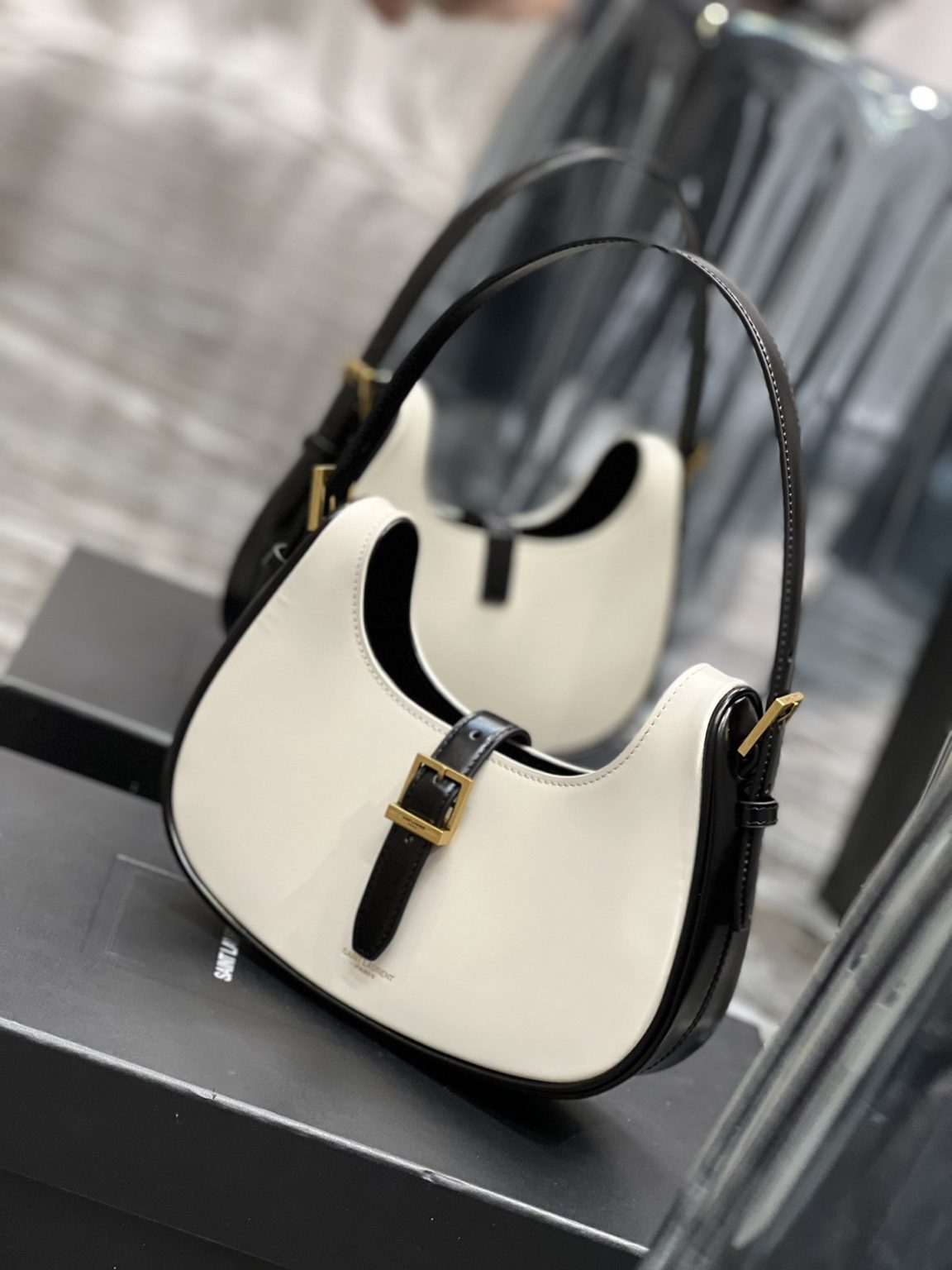 Saint Laurent Le Fermoir Hobo Bag White With Gold Hardware For Women 9.4in/24cm YSL