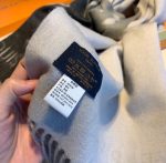 Louis Vuitton Reykjavik Gradient Cashmere Grey Scarf 220cm/87in M76336