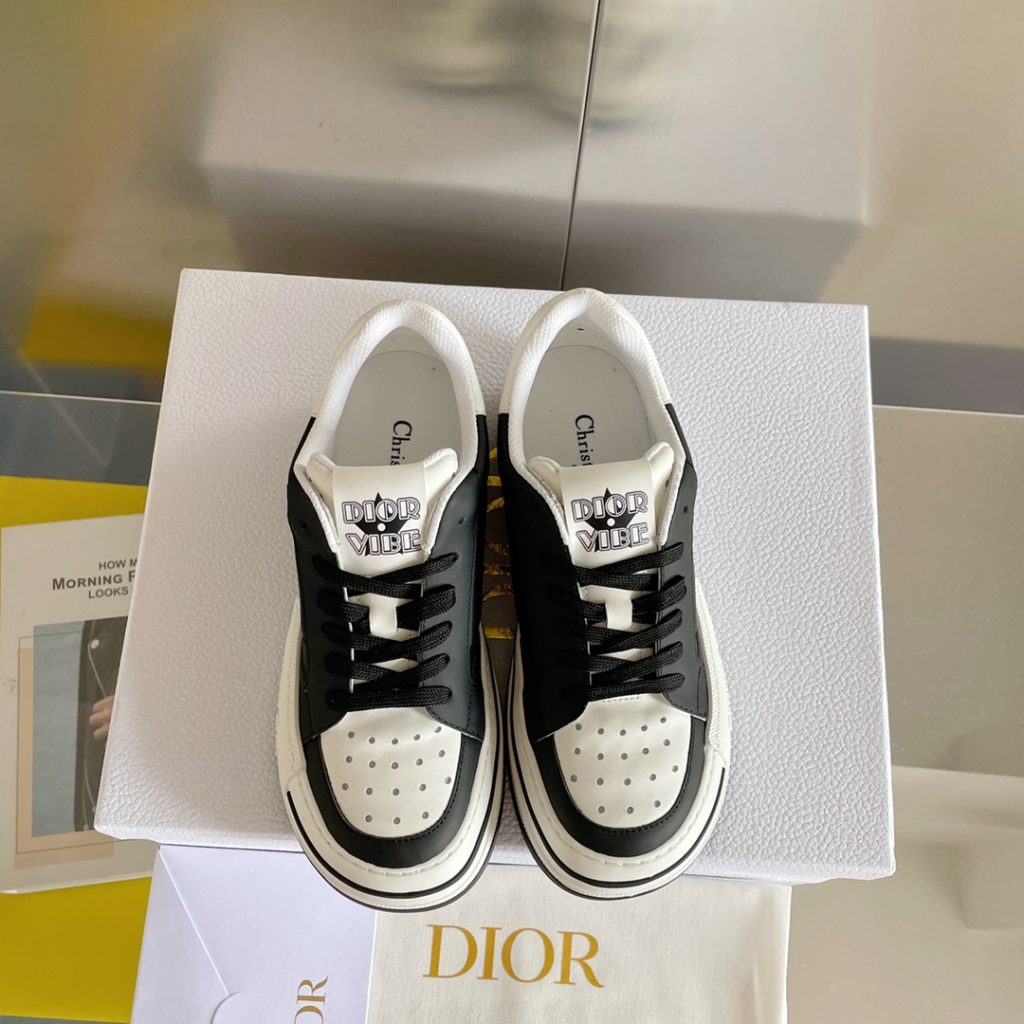 Christian Dior Women’s D-Freeway Sneaker White For Women CD KCK349VEA_S10W