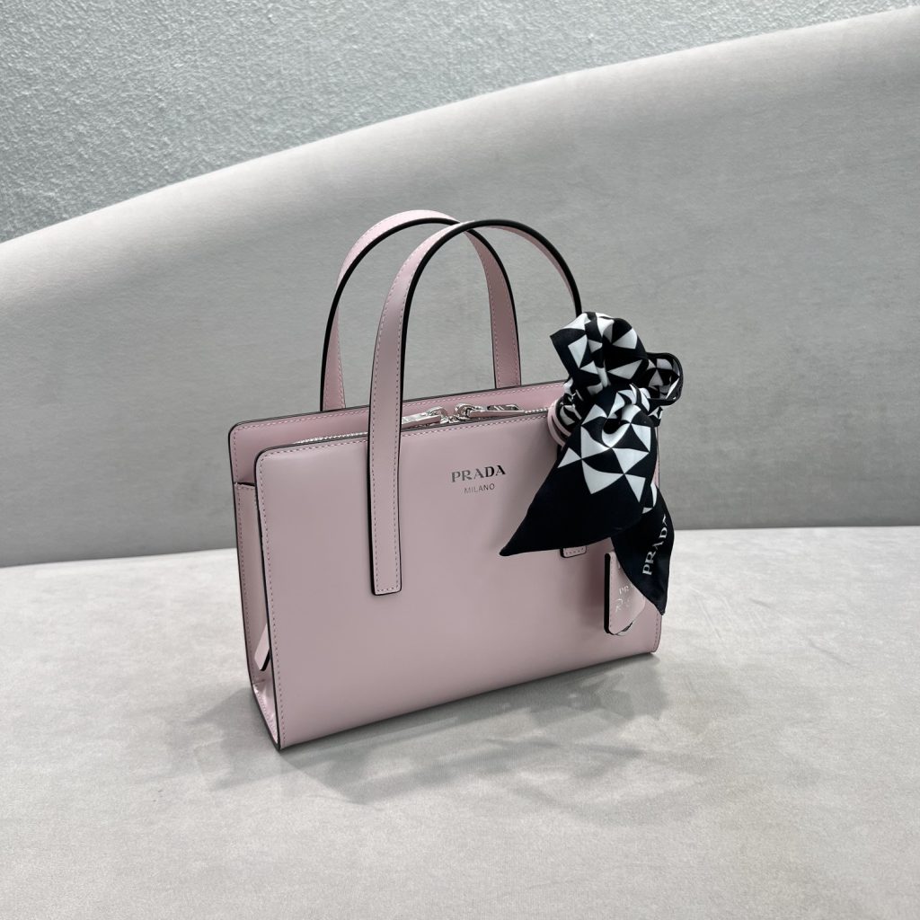 Prada Re-Edition 1995 Brushed Mini Handbag Pink For Women, Women’s Bags 8.6in/22cm