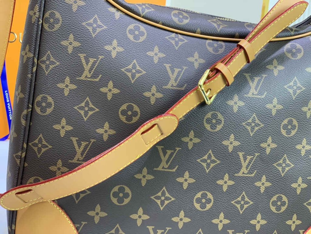 Louis Vuitton Boulogne 35 Monogram Canvas For Women, Women’s Handbags, Shoulder And Crossbody Bags 13.8in/35cm LV M51260