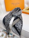 Louis Vuitton Monogram Pattern Black Scarf 175cm/69in