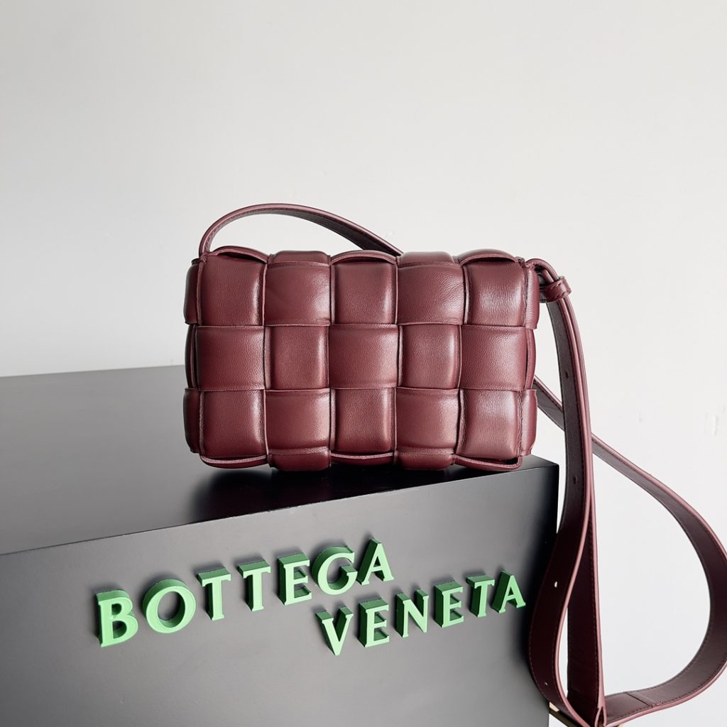 Bottega Veneta Small Padded Cassette Brown , For Women, Women’s Bags 7.5in/19cm