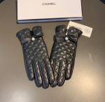 Chanel Gloves In Black