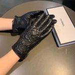 Chanel Gloves In Black