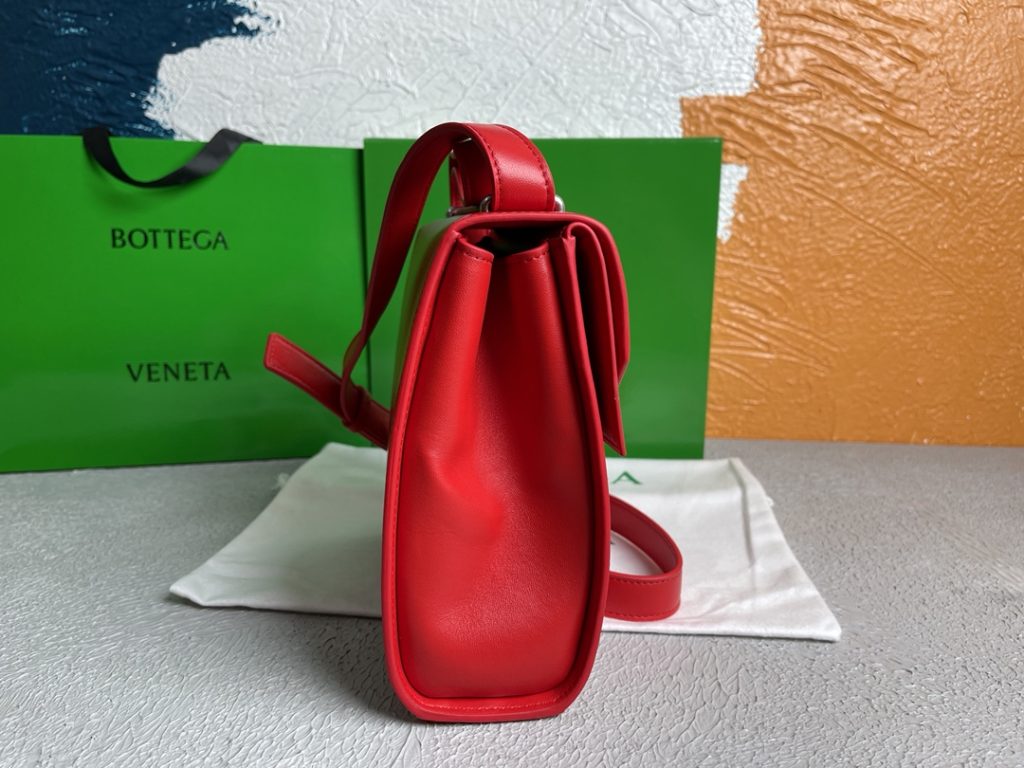 Bottega Veneta Clip Bag Red, For Women, Women’s Bags 9in/23cm