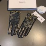 Chanel Gloves In Black