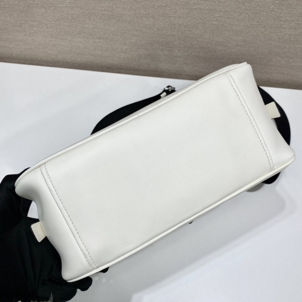 Prada Triangle Bag White For Women, Women’s Bags 9.8in/25cm 1BB082_2BYA_F0009_V_NEO