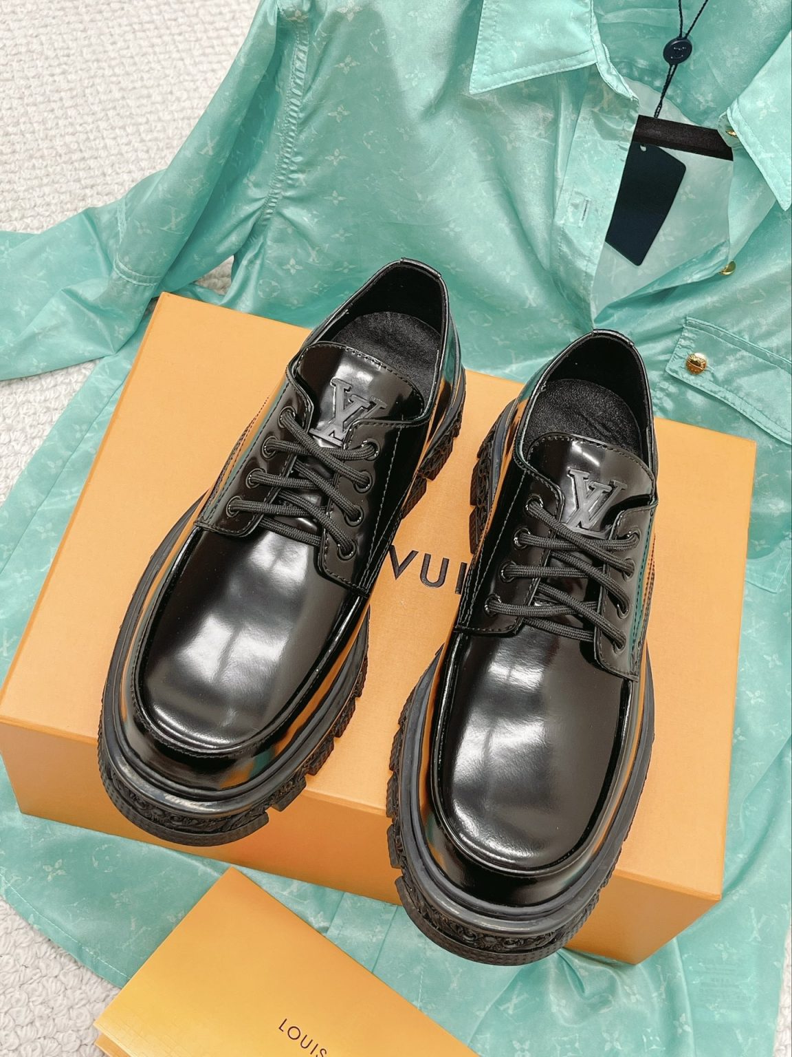 Louis Vuitton LV Baroque Derby Black For Men LV 1AAHAT