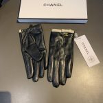 Chanel Gloves In Black