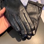 Dior Gloves In Black