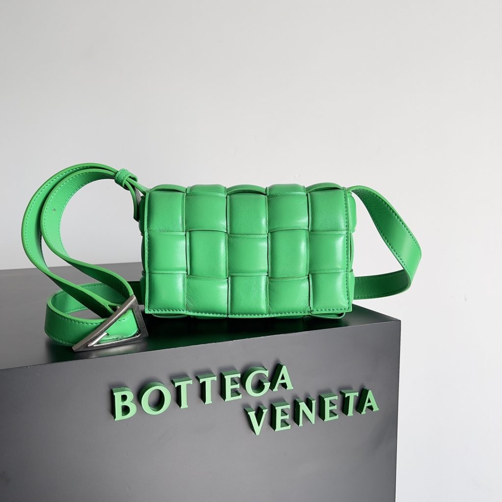 Bottega Veneta Small Padded Cassette Green , For Women, Women’s Bags 7.5in/19cm