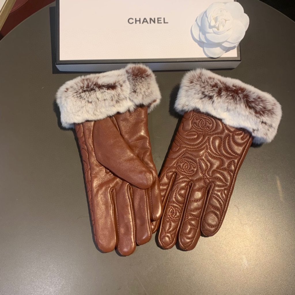 Chanel Gloves In Brown