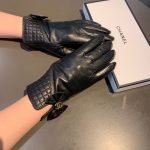 Chanel Gloves In Black