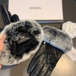 Chanel Gloves In Black