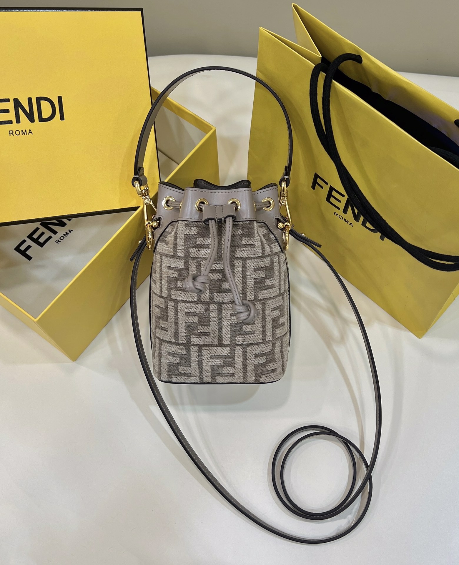 Fendi Mon Tresor Small Beige Bag For Woman 18cm/7in