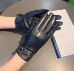 Prada Nappa Gloves In Black