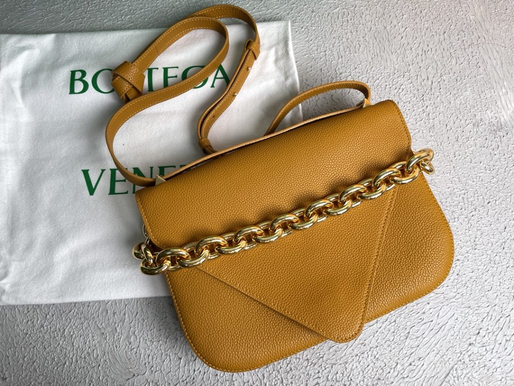 Bottega Veneta Mount Cob, For Women, Women’s Bags 10.6in/27cm 667398V12M07716