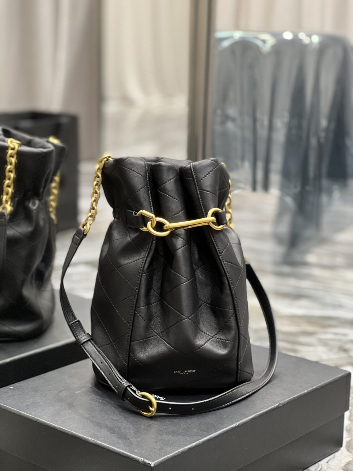 Saint Laurent Le Maillon Bucket Bag Black For Women 10.6in/27cm YSL 686310AAAJK1000