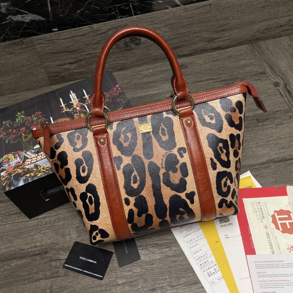 Dolce & Gabbana Small Leopard-Print Crespo Shopper With Branded Plate Muticolour For Women 10.4in/26cm DG BB2216AW384HYNBM