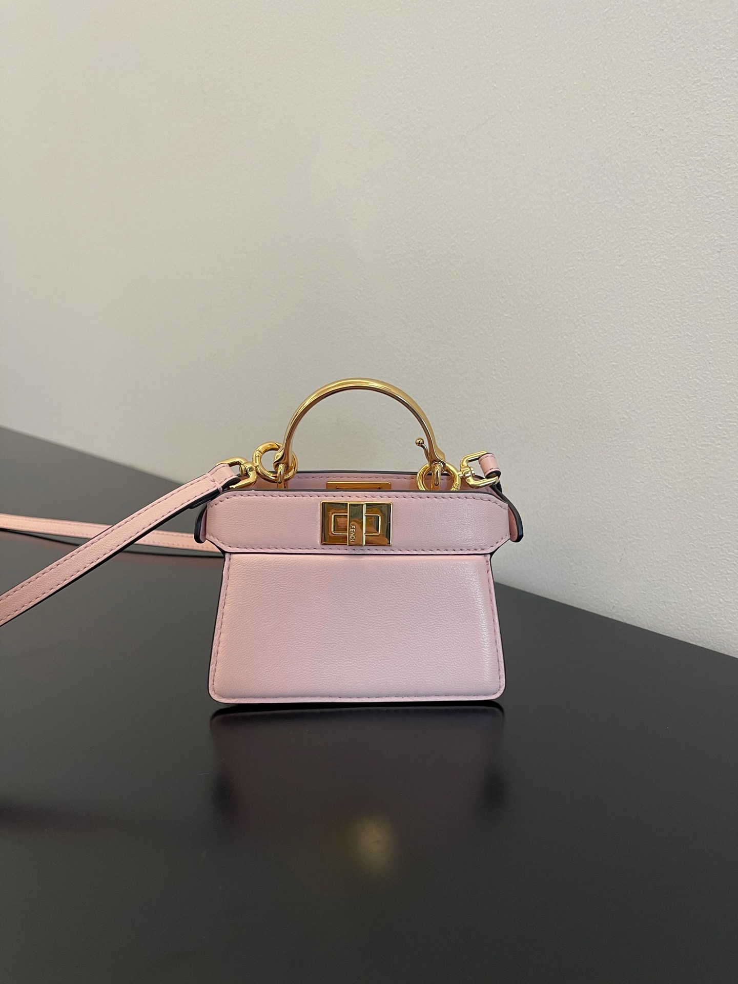 Fendi Peekaboo ISeeU Petite Light Pink Micro Bag For Woman 11cm/4.5in