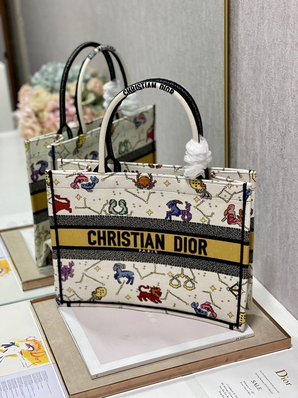 Christian Dior Medium Dior Book Tote White Multicolor, For Women, Women’s Handbags 14in/36cm CD