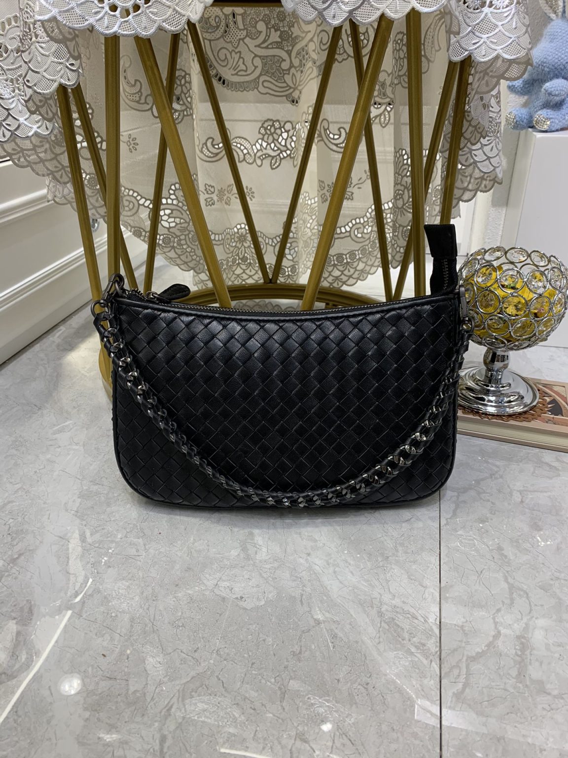 Bottega Veneta Crossbody Bag Black, For Women, Women’s Bags 9.4in/24cm