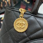 Chanel Medallion Tote Gold Hardware Caviar Black For Women, Women’s Handbags, Shoulder Bags 15.6in/32cm