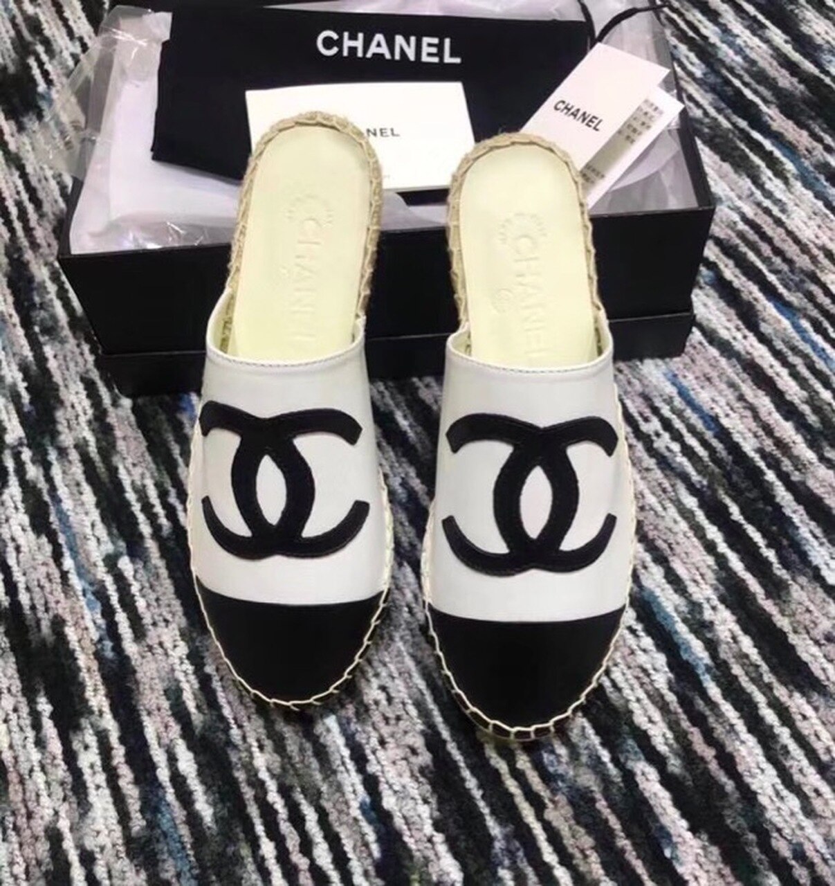 Chanel Mule Espadrille Slides White/Black For Women, Women’s Shoes