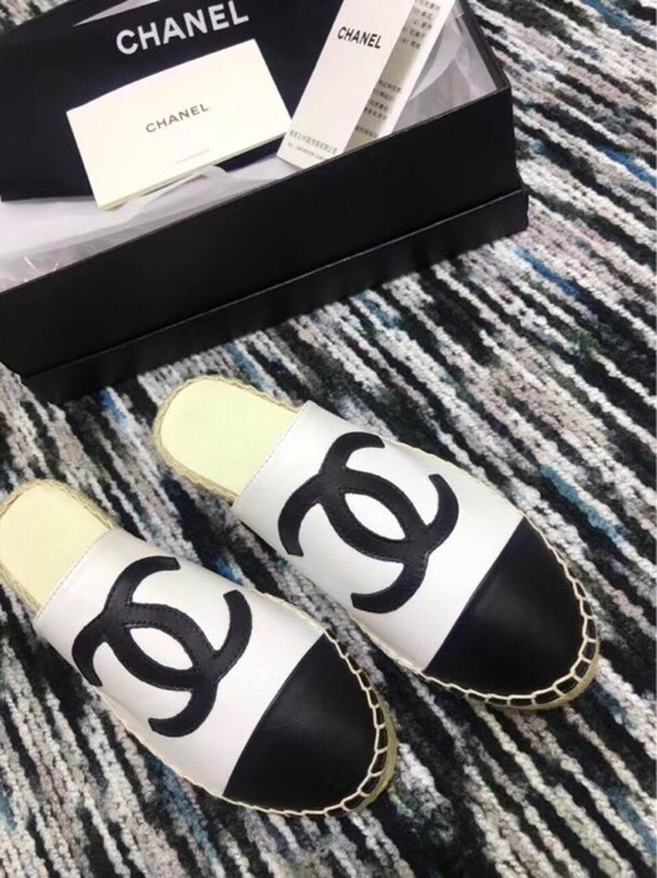 Chanel Mule Espadrille Slides White/Black For Women, Women’s Shoes