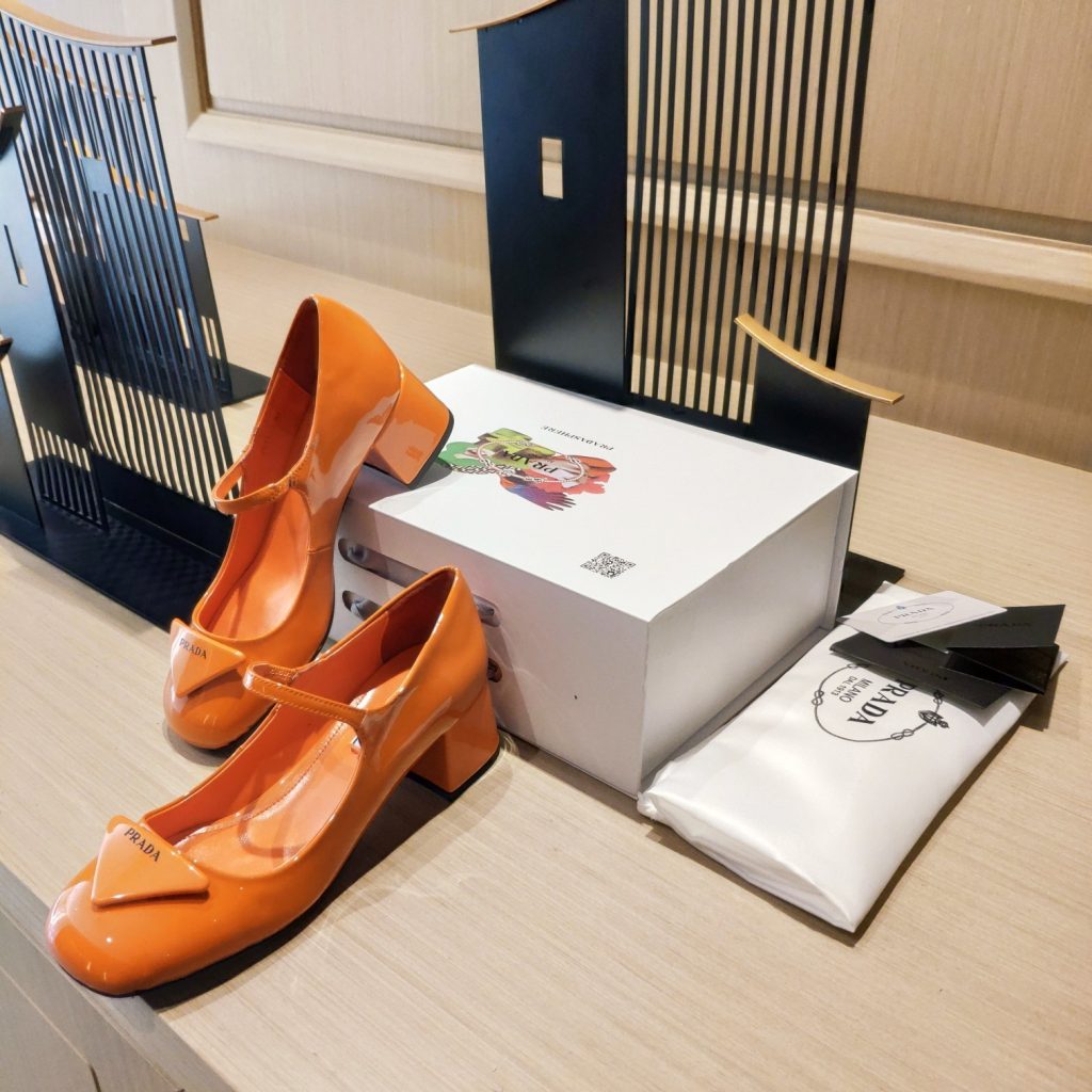 Prada Patent Pumps Orange For Women 1.8in/45mm PRD