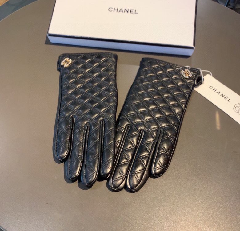 Chanel Gloves In Black