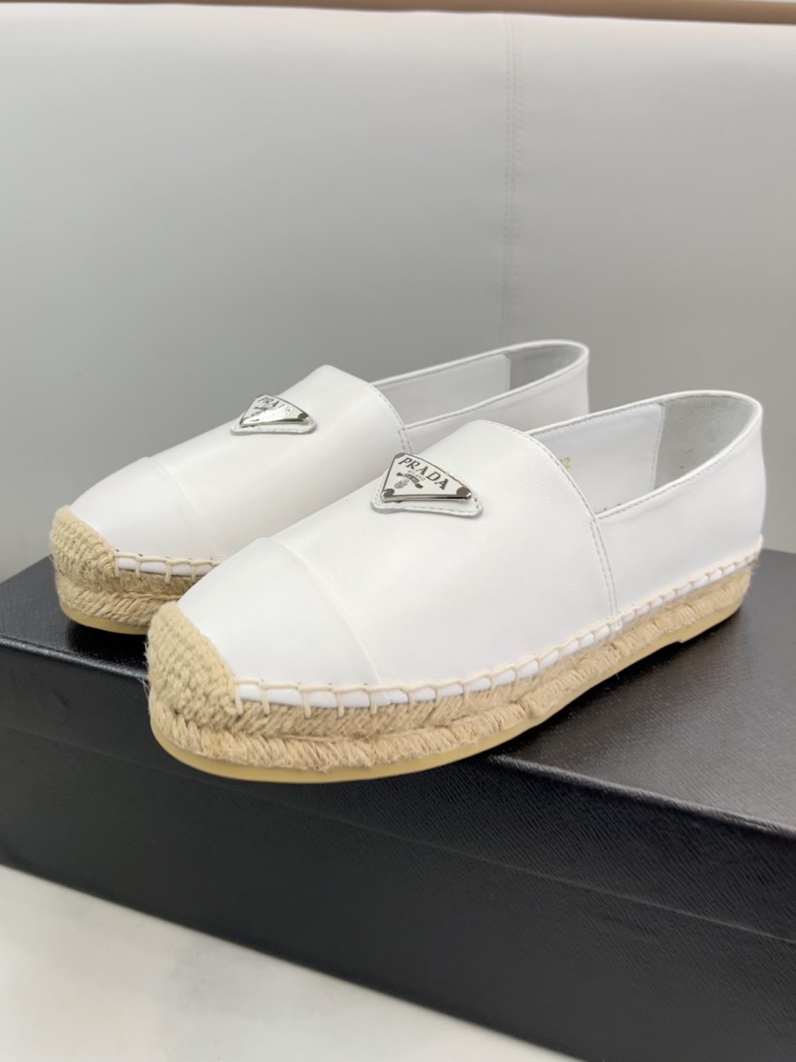 Prada Nappa Espadrillas White For Women 0.8in/20mm PRD