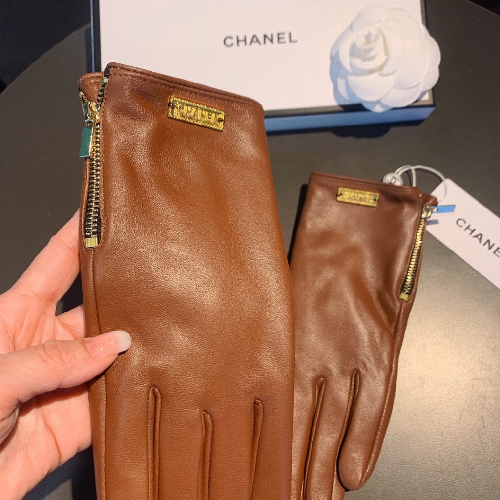 Chanel Gloves In Brown