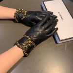 Chanel Gloves In Black