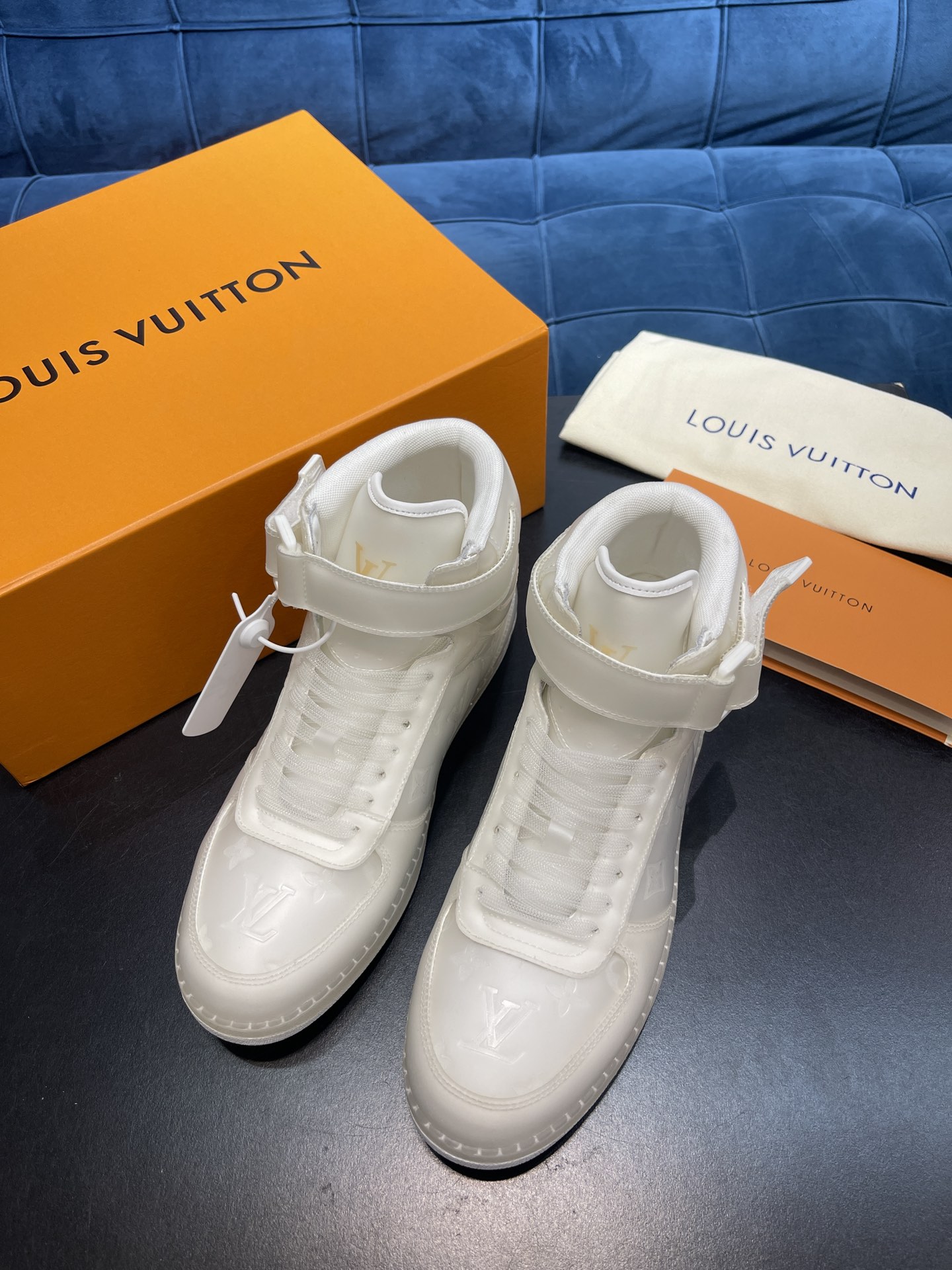 Louis Vuittion Rivoli Sneaker Boot White For Men LV