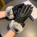 Chanel Gloves In Black